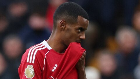  Liverpool: Alexander Isak còn phế hơn cả ‘chân gỗ’ Darwin Nunez